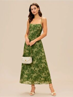 RIHOAS Green Floral Square-Neck Maxi Dress